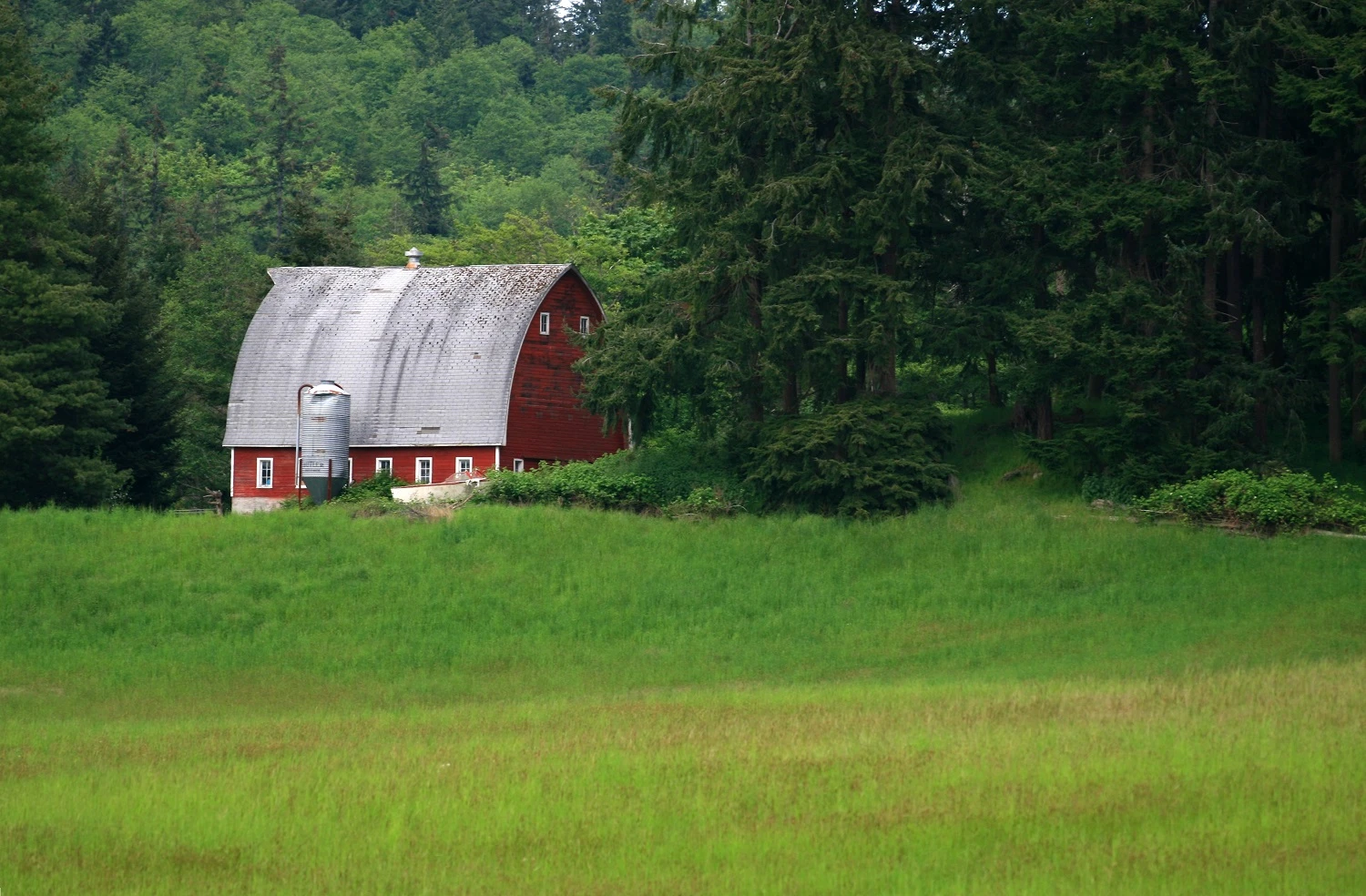 barn_shutterstock_12833563_large1500.jpg